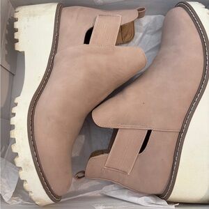 Buckle Tan Ankle Boots with White Soles